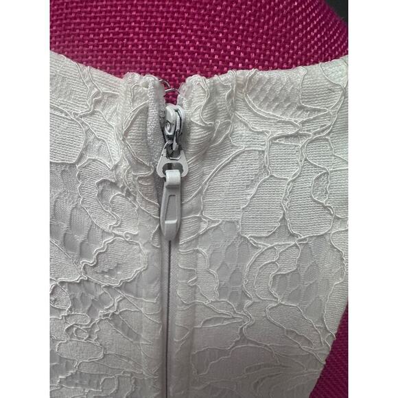 Lulu's Sweet Queen Ivory Lace Skater Dress EUC Sz XS - Picture 5 of 10
